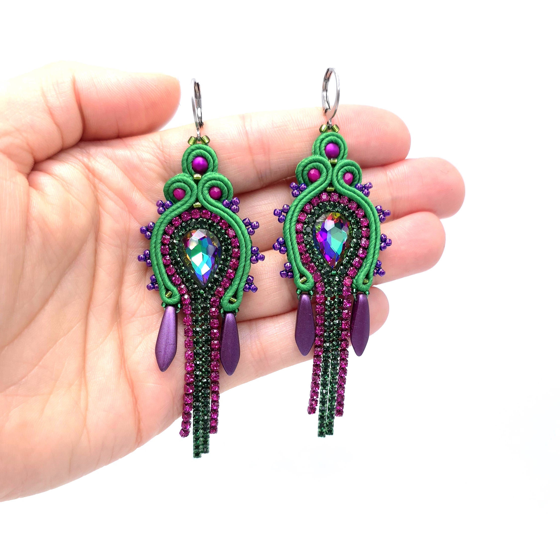 „Joy" kolczyki sutasz różowo zielone błyszczące z cyrkoniami - obrazek 3