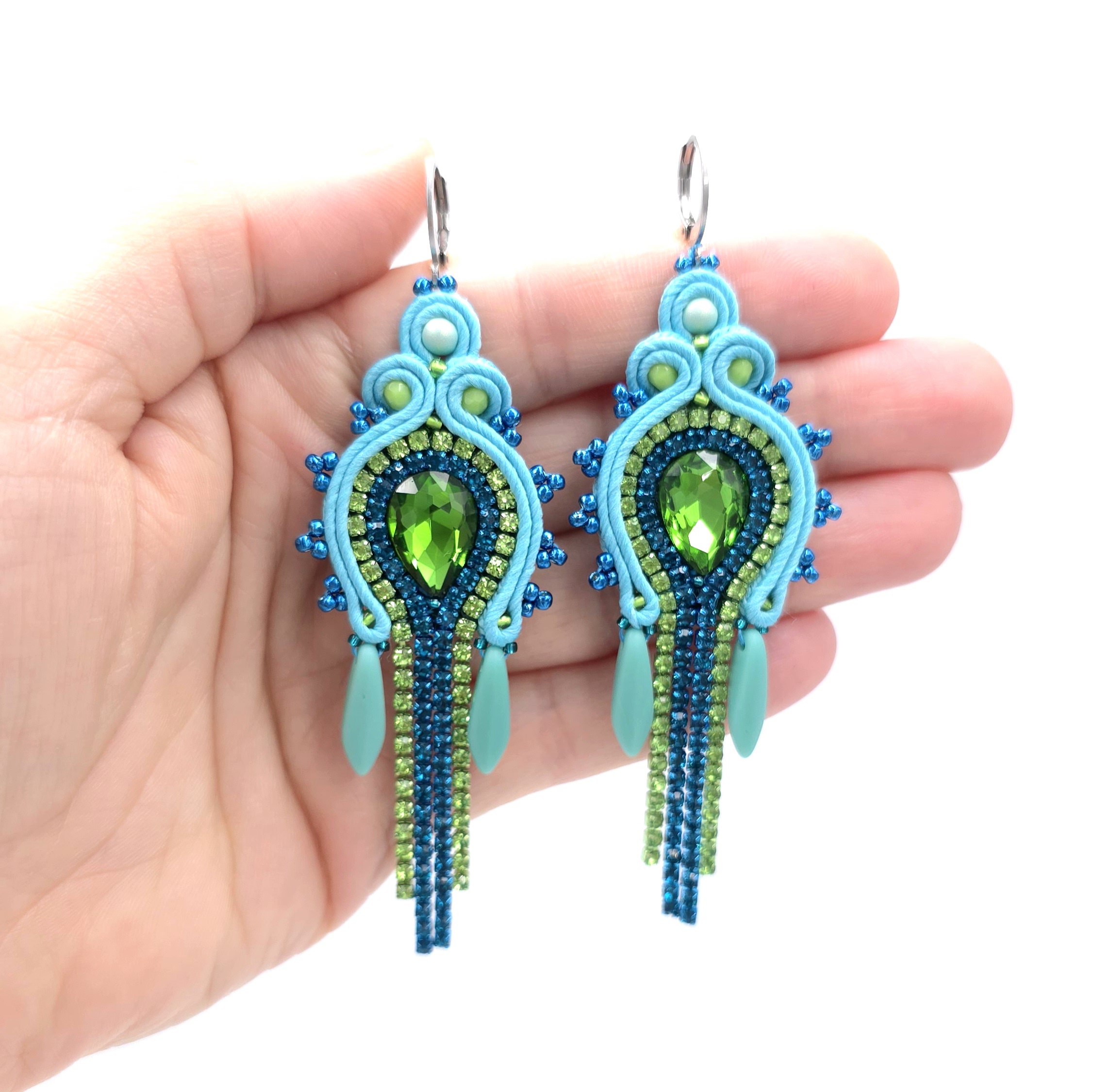 „Joy" kolczyki sutasz turkusowo zielone błyszczące z cyrkoniami - obrazek 3