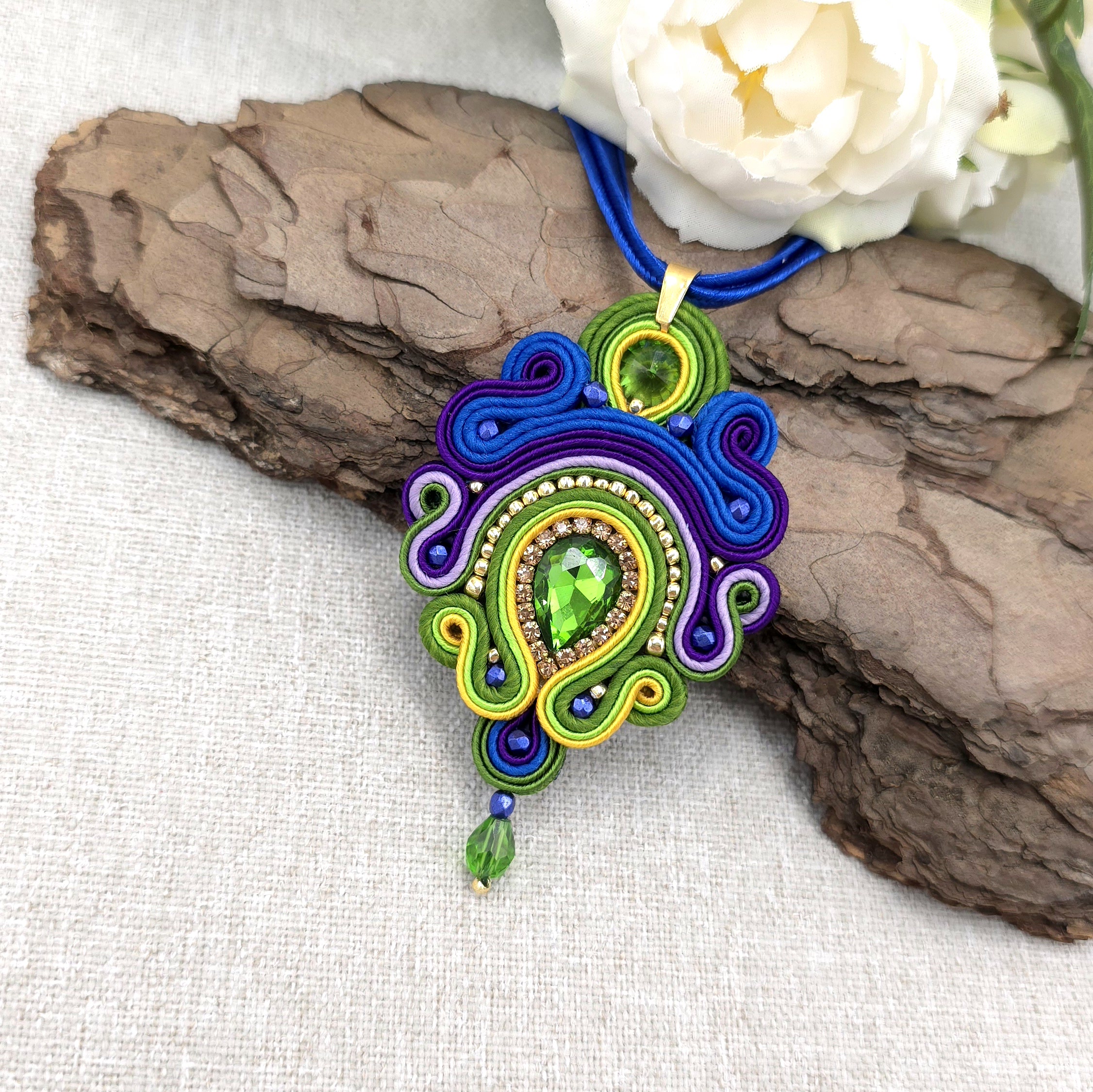 „Marion” wisior sutasz kolorowy barwny elegancki w królewskim stylu - obrazek 2