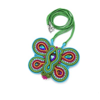 „Butterfly” wisior sutasz motyl kolorowy naszyjnik na wiosnę 01