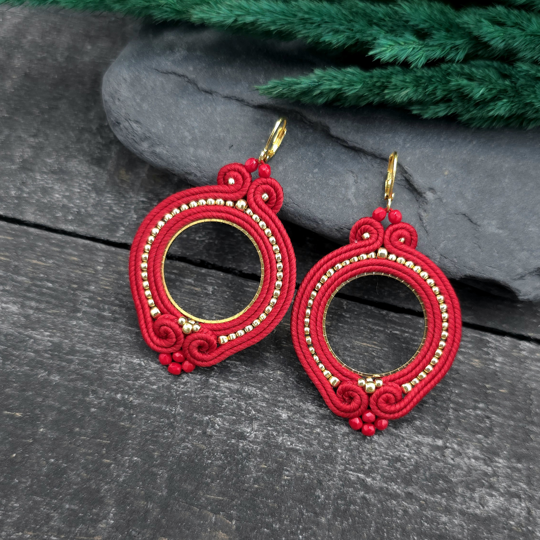 Kolczyki sutasz czerwone kółka "Jolly" lekkie okrągłe romantyczne - obrazek 2