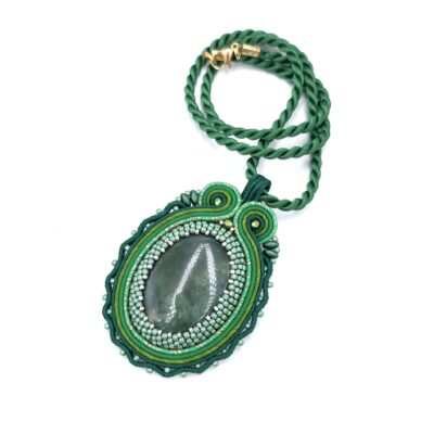 Wisiorek sutasz zielony z agatem "Toris" naszyjnik romantyczny codzienny