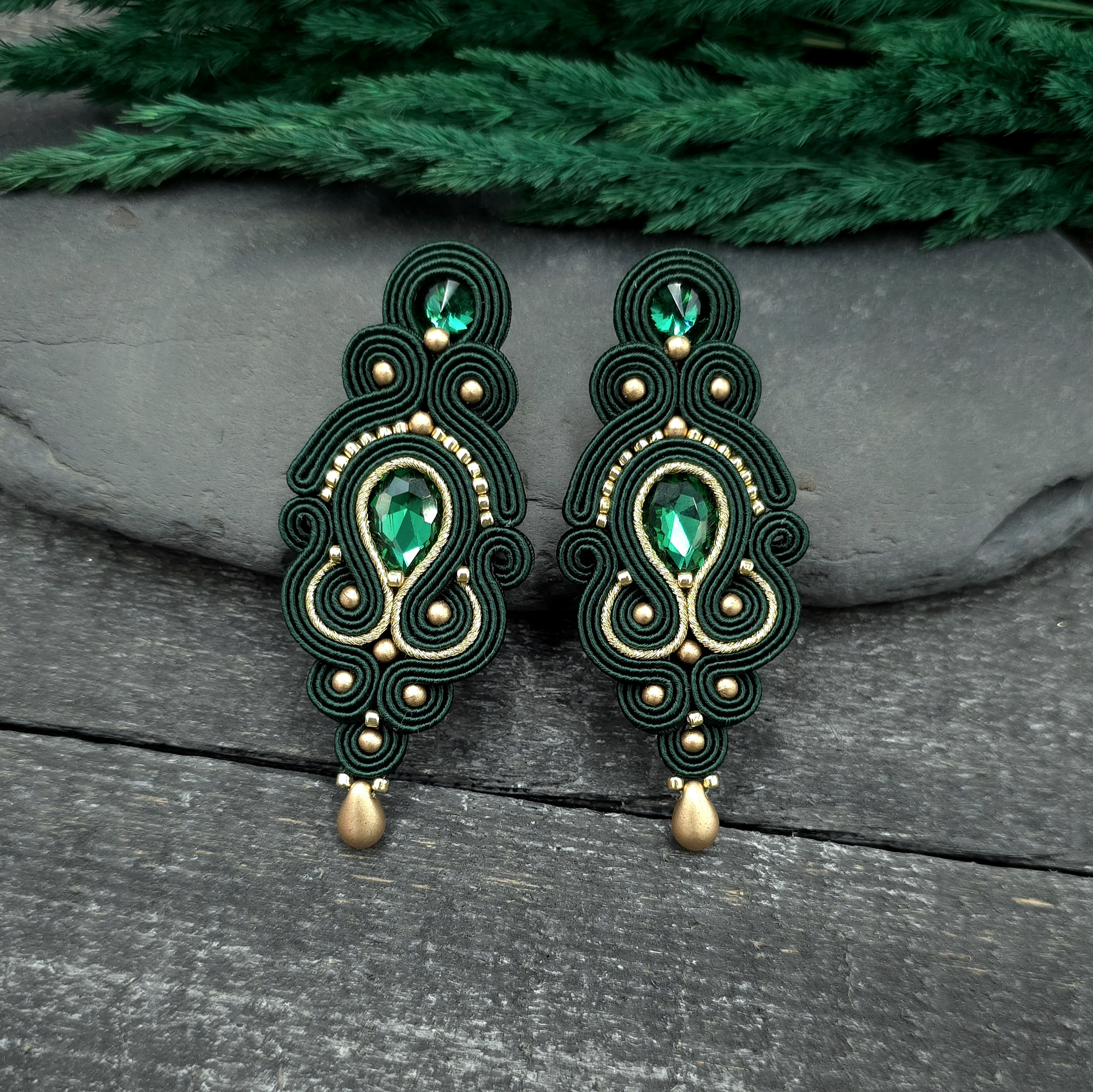 Kolczyki sutasz zielone ze złotem "Olia" wieczorowe długie z kryształkami - obrazek 2