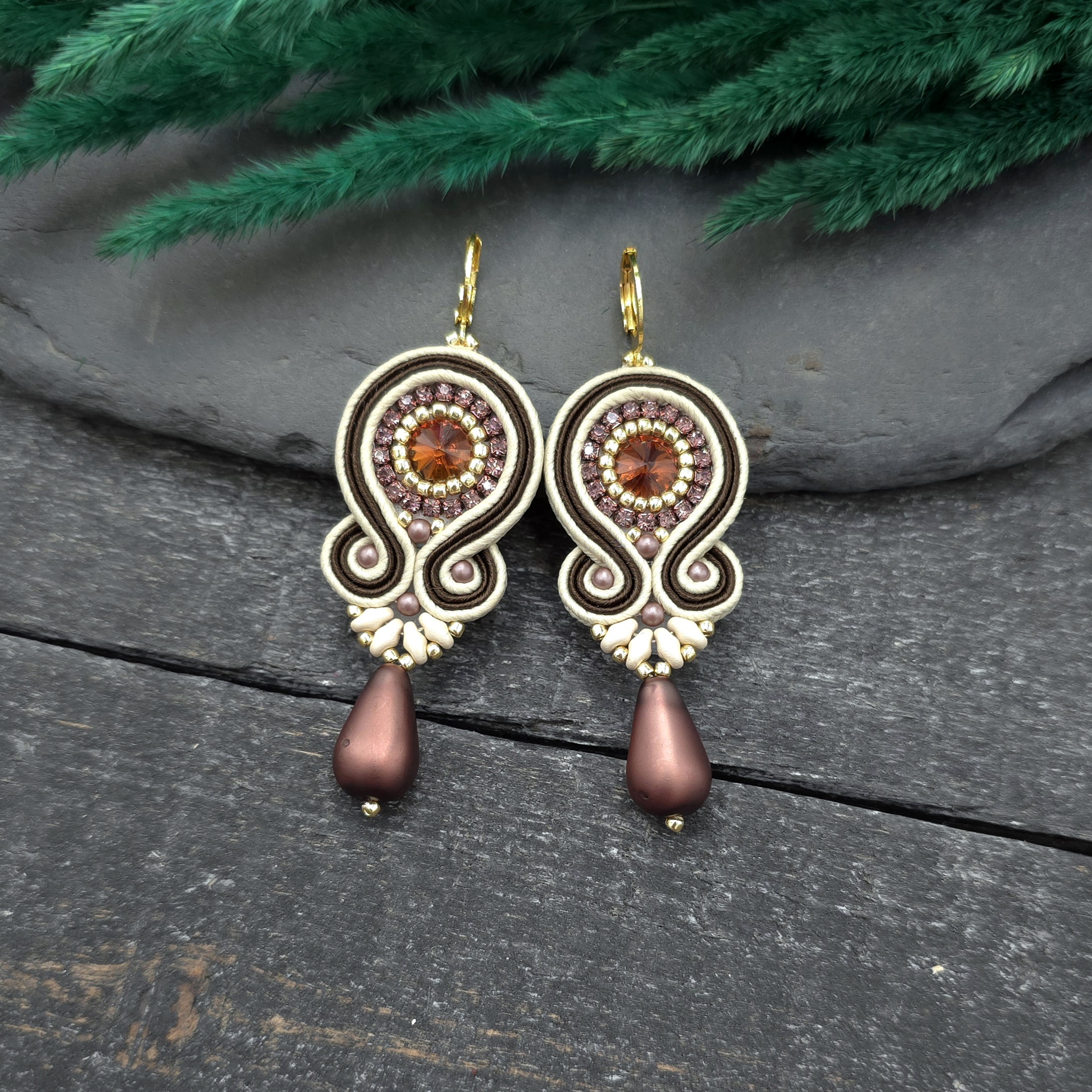 Kolczyki sutasz beżowo złoto brązowe kolorowe "Cleo" z dużą łezką - obrazek 2