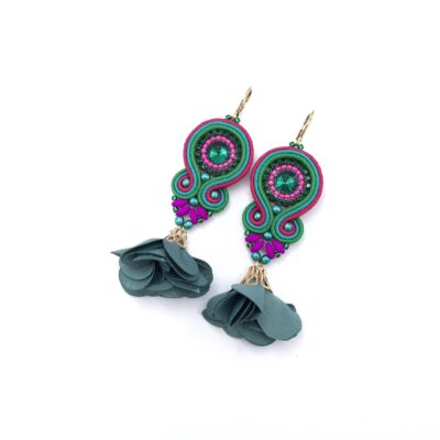 Kolczyki sutasz kolorowe zielone różowe wiosenne z kwiatkiem "Rose"